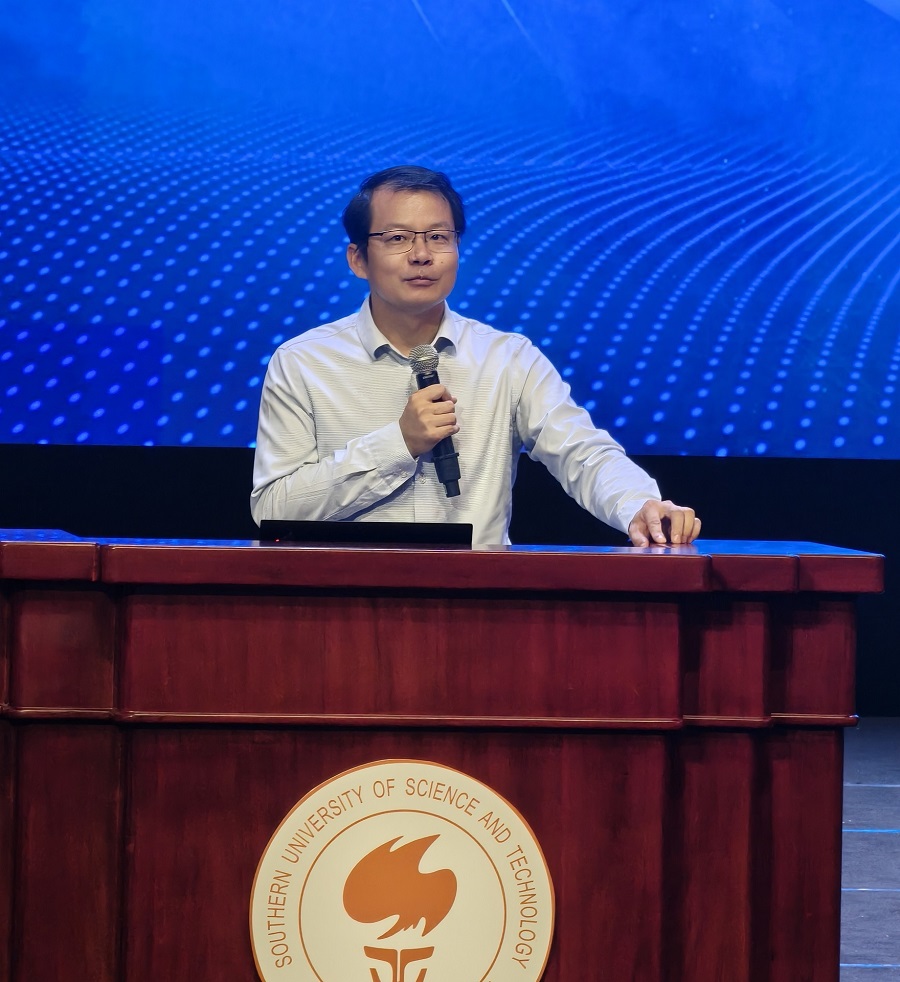 1758177667861874.jpg 潘老师.jpg